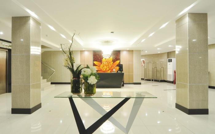 717 Cesar Place Hotel