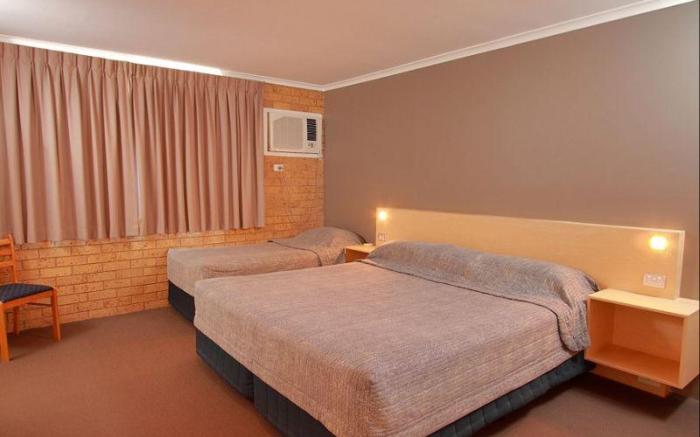 Morayfield Tavern 