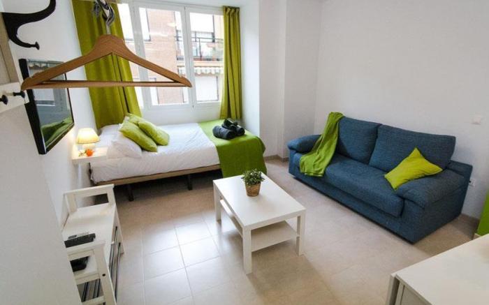 Holidays2Malaga Mena Budget