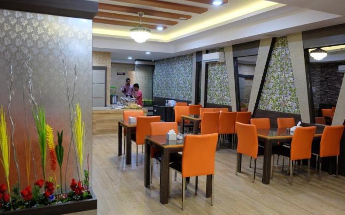Holiday Hotel Batam