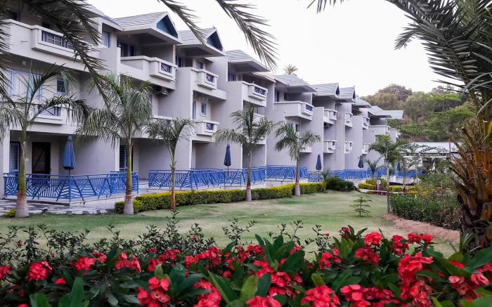 Hummingbird Resort