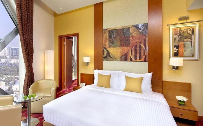 City Seasons Towers Hotel