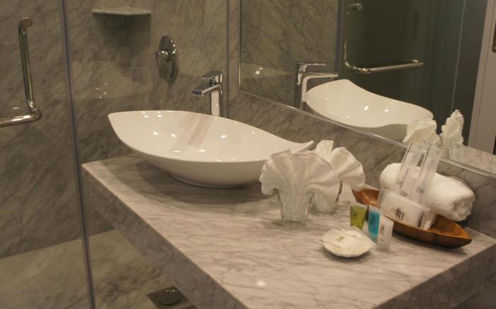 Heeren Straits Hotel