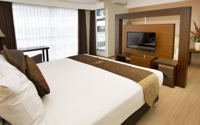 Hotel Gunawangsa MERR