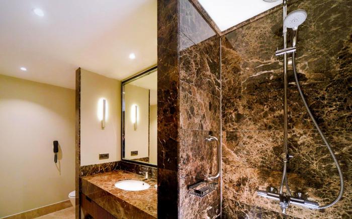 Mercure Istanbul West Hotel & Convention Center