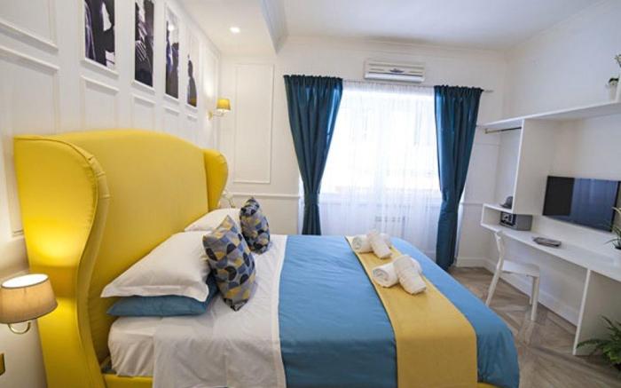 Vatican Luxury Suite