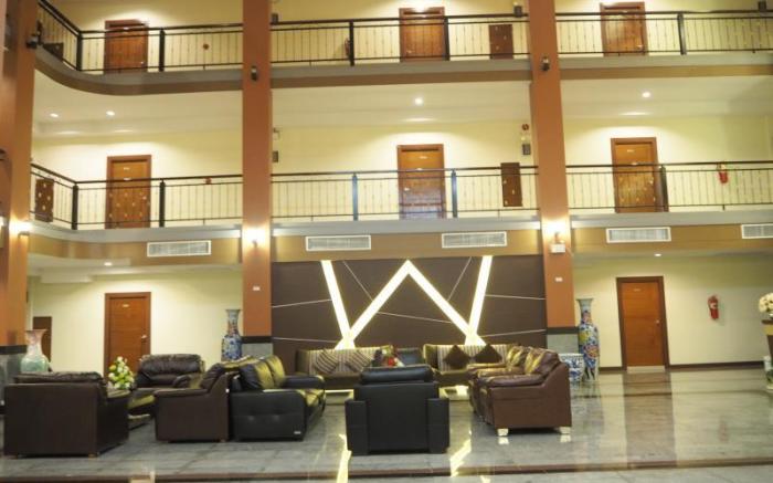 Suksomboon Hotel