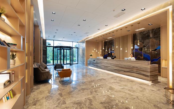 Atour Hotel Wuhan East Station Optical Valley High-Tech