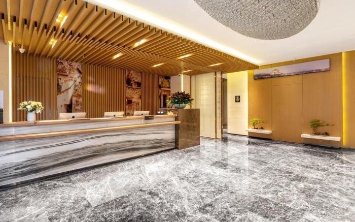 Atour Hotel Xi'an Administrative Center High Speed Railway Station
