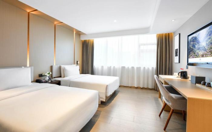 Atour Hotel Chengdu Jinli Hongpaifang Metro Station