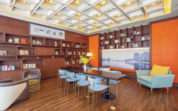 Atour Hotel Xi'an High -Tech Semiconductor Industry Park