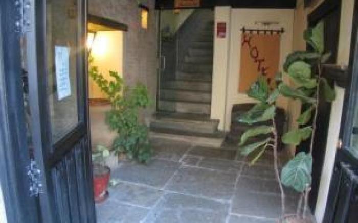 Hotel Rosa De oro