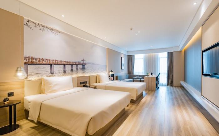 Atour Hotel Nanjing Xingang High-tech Industrial Park