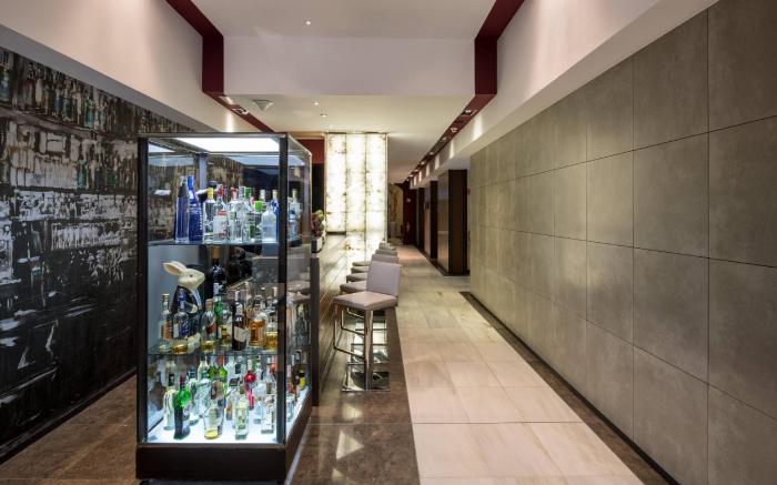 Catalonia Port Hotel
