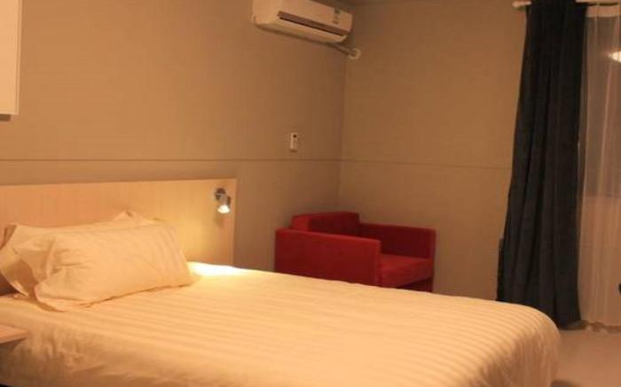 Jinjiang Inn Guiyang Wenchangge Jiaxiulou Provincial Hospital Metro Station