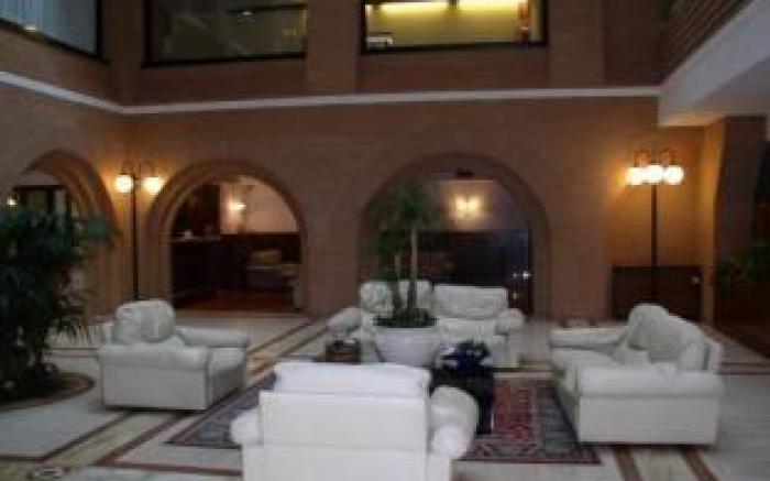 Hostellerie Du Cheval Blanc