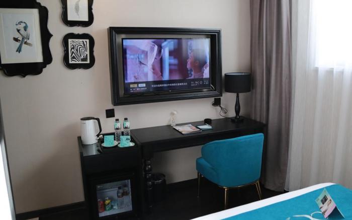 Xana Hotelle Jinzhou Central South Street Red Star Macalline