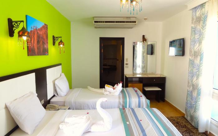 Naama Blue Hotel