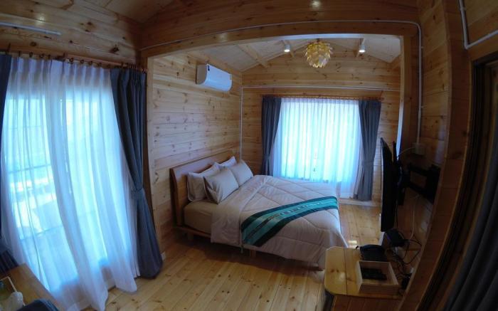 Soundless Resort
