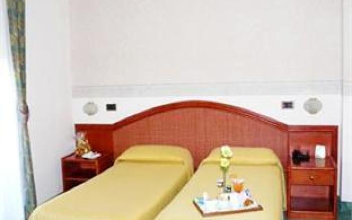 Hotel Riva Del Sole