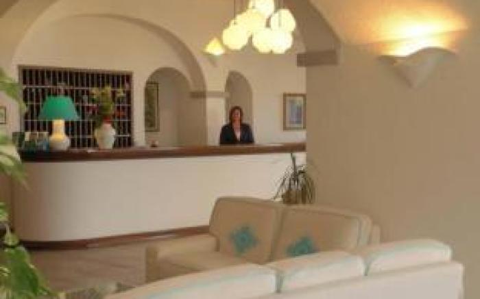 Gabbiano Azzurro Hotel & Suites