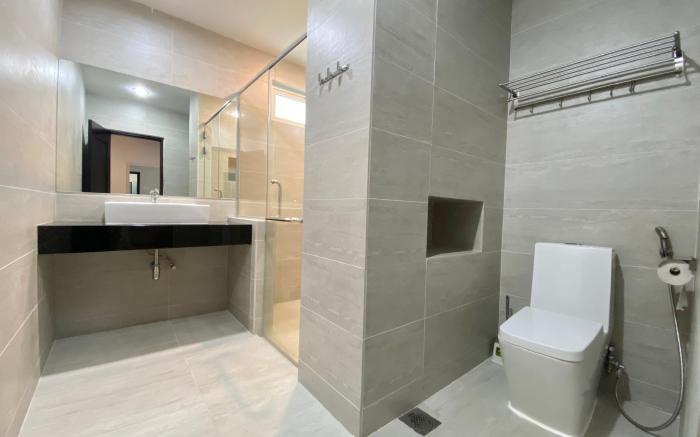 Luxury Townhouse II | Private 5 Star, 14Pax |