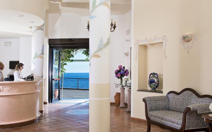 Hotel Club Due Torri                                                                        