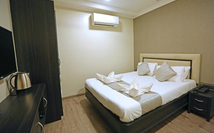 Gulf Hotel Colaba