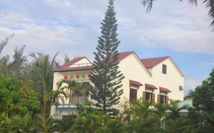 Tra Que Riverside Homestay