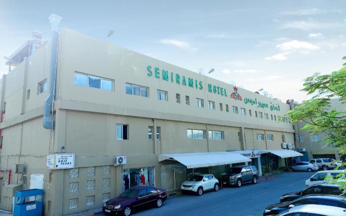 OYO 112 Semiramis Hotel