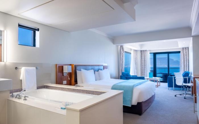 Blaauwberg Beach Hotel