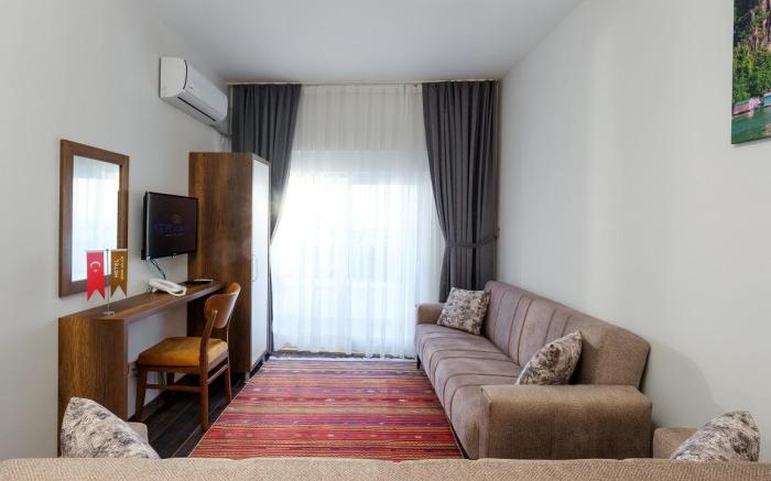 Grand Güllük Hotel