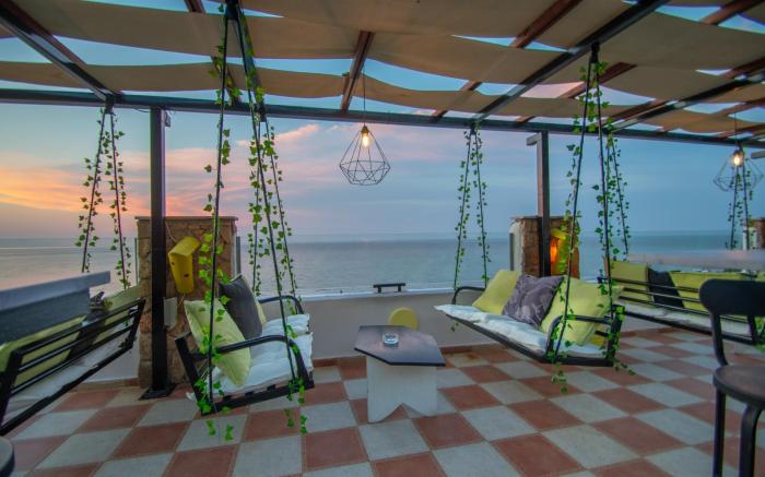 Agoulos Beach Hotel