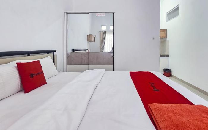 RedDoorz Syariah near RSUD Bogor