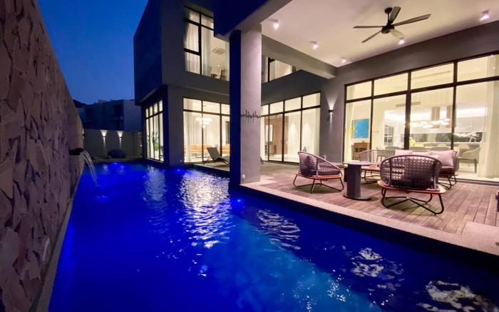 Molly Luxury Private Pool Bungalow 