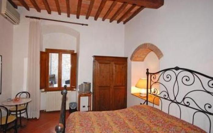 A La Casa Dei Potenti