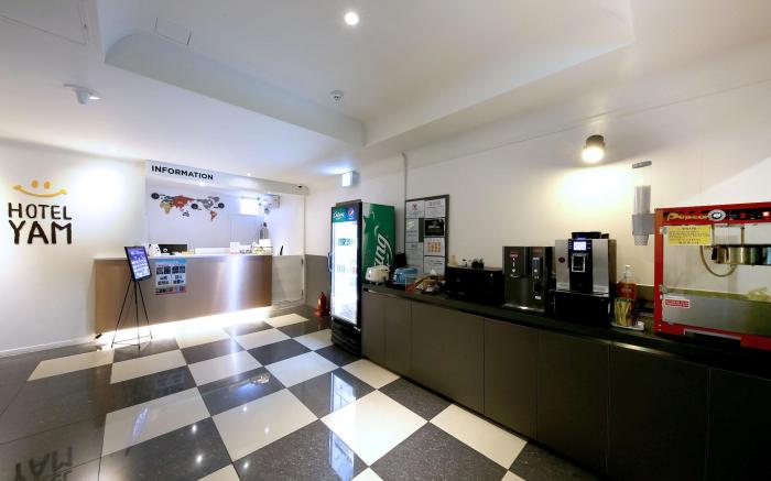 HOTEL YAM