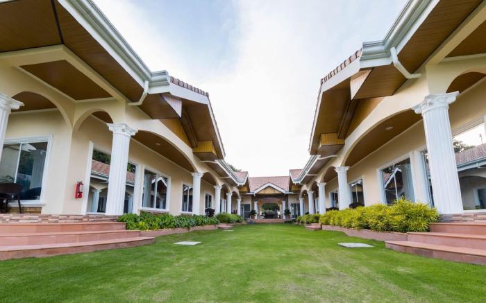 71 Percent Diving Resort- Dumaguete