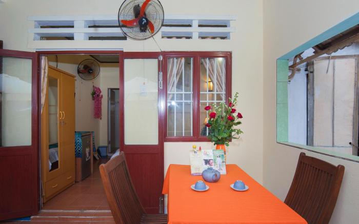 Bougain Villeas Homestay