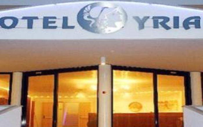 Hotel Yria