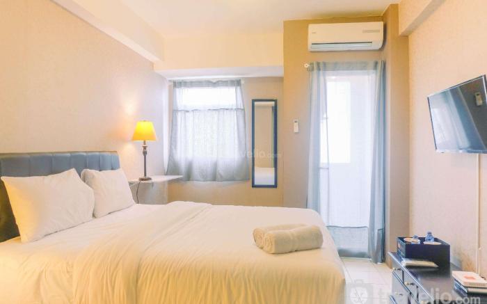 New Studio Apt at Gunung Putri Square By Travelio