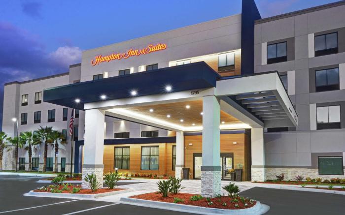 Hampton Inn & Suites Middleburg
