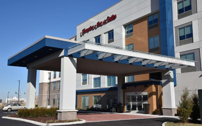 Hampton Inn and Suites Cincinnati Liberty Township