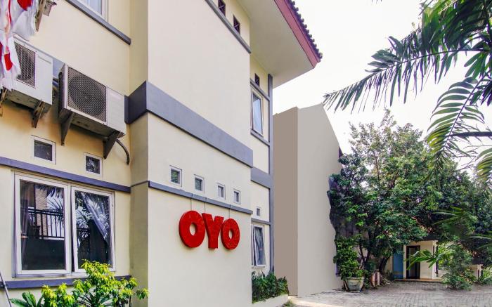 OYO 3133 Wisma Yampi Syari'ah Near Politeknik Ahli Usaha Perikanan (AUP-STP) - Jakarta Technical Uni