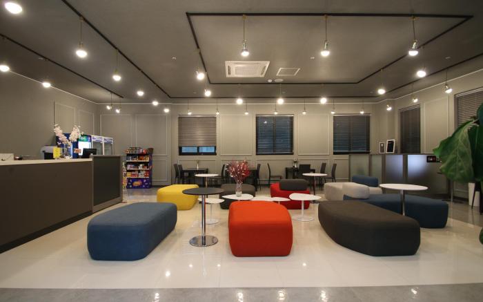 CM Park Hotel