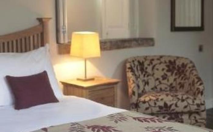 The Wheelwrights Arms Hotel