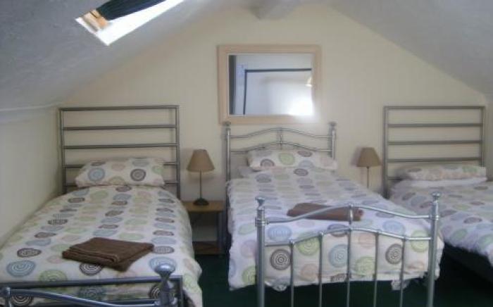 Glenheath Hotel
