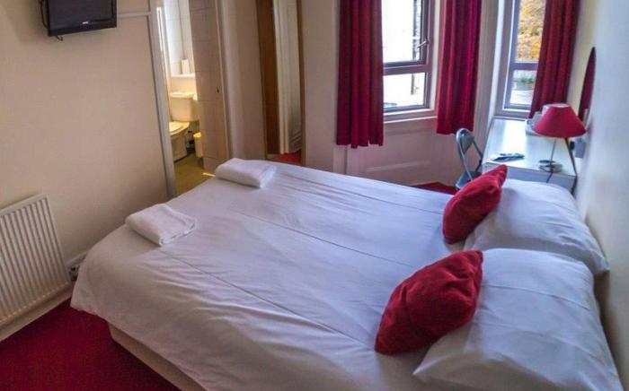 Fairmount Hotel