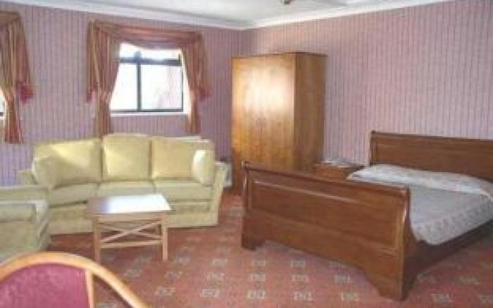 Lakeside International Hotel