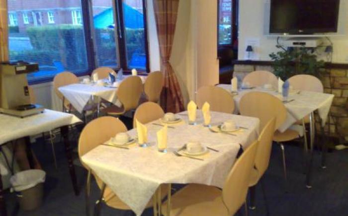 Cambridge House Hotel